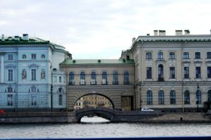 Czy warto myć elewacje? Czyszczenie i mycie elewacji Poznań, Warszawa