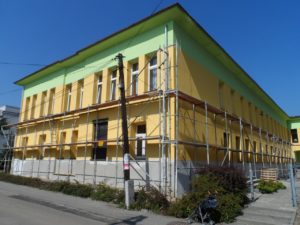 Czy warto brać firmę remontową? Wykańczanie wnętrz, usługi budowlane: firma remontowa Warszawa